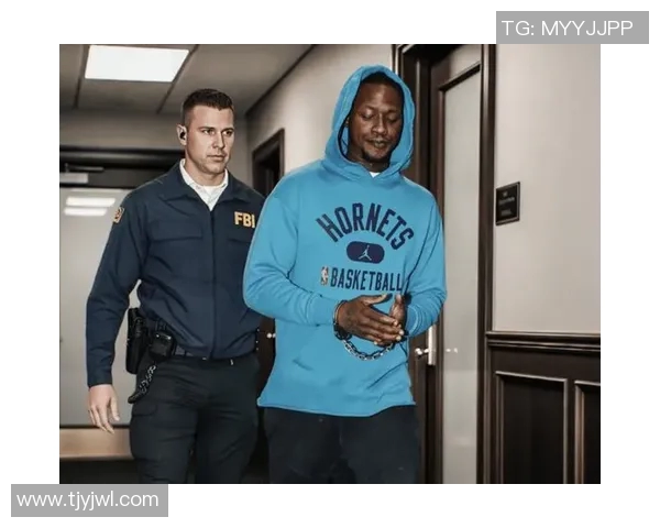 特里罗齐尔的篮球之路:从新秀到球队核心的蜕变与成长